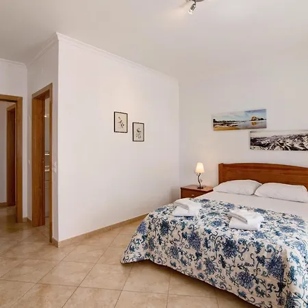Appartement Ii *