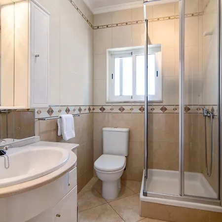 Apartamento Ii Quarteira